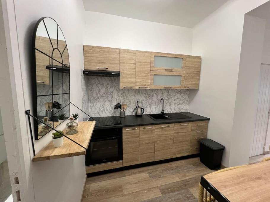 Tres Bel Appartement Neuf Avignon Buitenkant foto